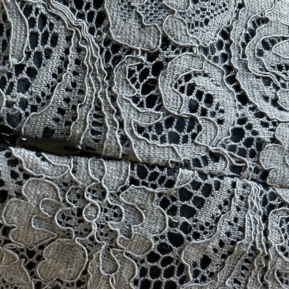 Barney’s grey patterned skirt - Picture 4 of 8